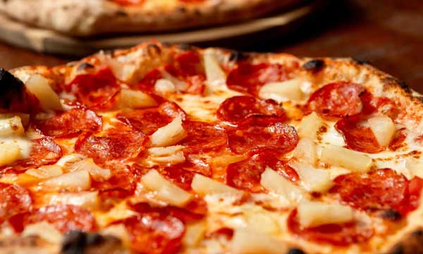 Hawaiian Pizza in Clones